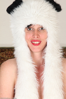 Spunky MILF Panda Moxy